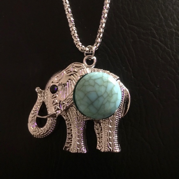 Jewelry - Elephant Turquoise Pendant Necklace 18”-20” NEW